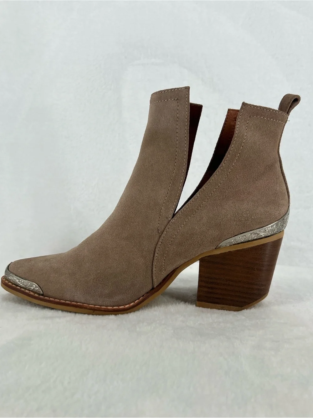 Catherine Malandrino Suede Ankle Booties Western Coastal Cowgirl Silver Tip 8.5